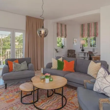 Apartment Beautifully Renovated Casa With Swimming Pool
